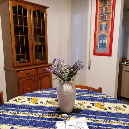 Apartment La Casa Di Rossella - Genova, Quarto Mare *