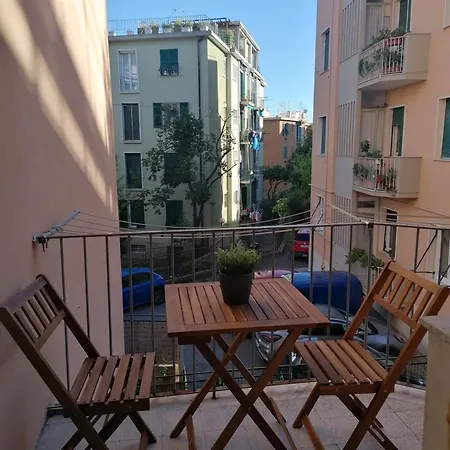 La Casa Di Rossella - Genova, Quarto Mare Apartment *